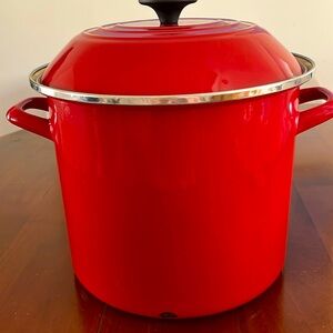 Le Creuset 8 QT Stockpot Red